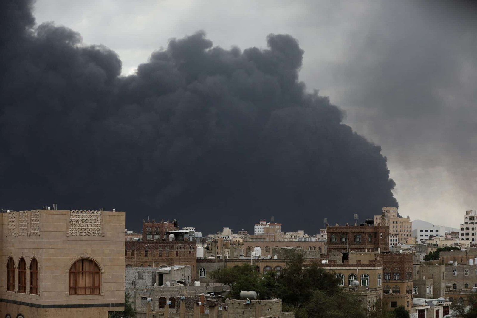 Israel attacks Yemen Airport after the Houthi missile strike near Tel Aviv airport

