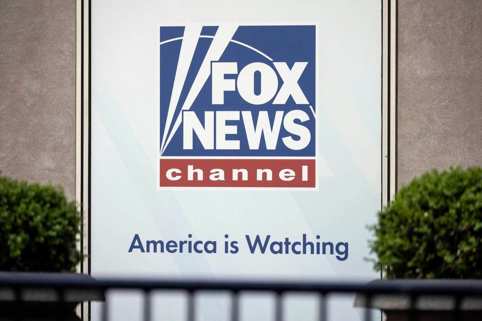 SMARTMATIC ALIGA THAT Fox News destroyed text messages in the case of 2020 elections while Fox wins new documents

