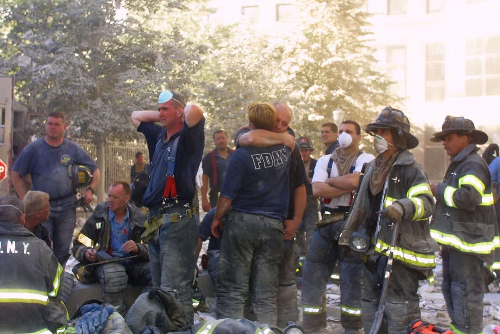'We are all marking time bombs': budget cuts the health protections of 9/11 as community devices for the crisis

