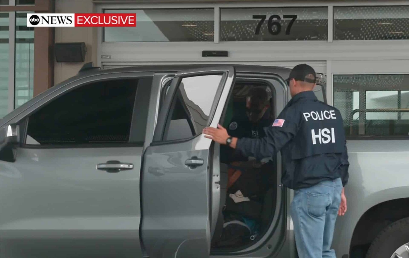 Kilmar Abrego García back in us to face the charges of helping traffic to 'thousands' of migrants

