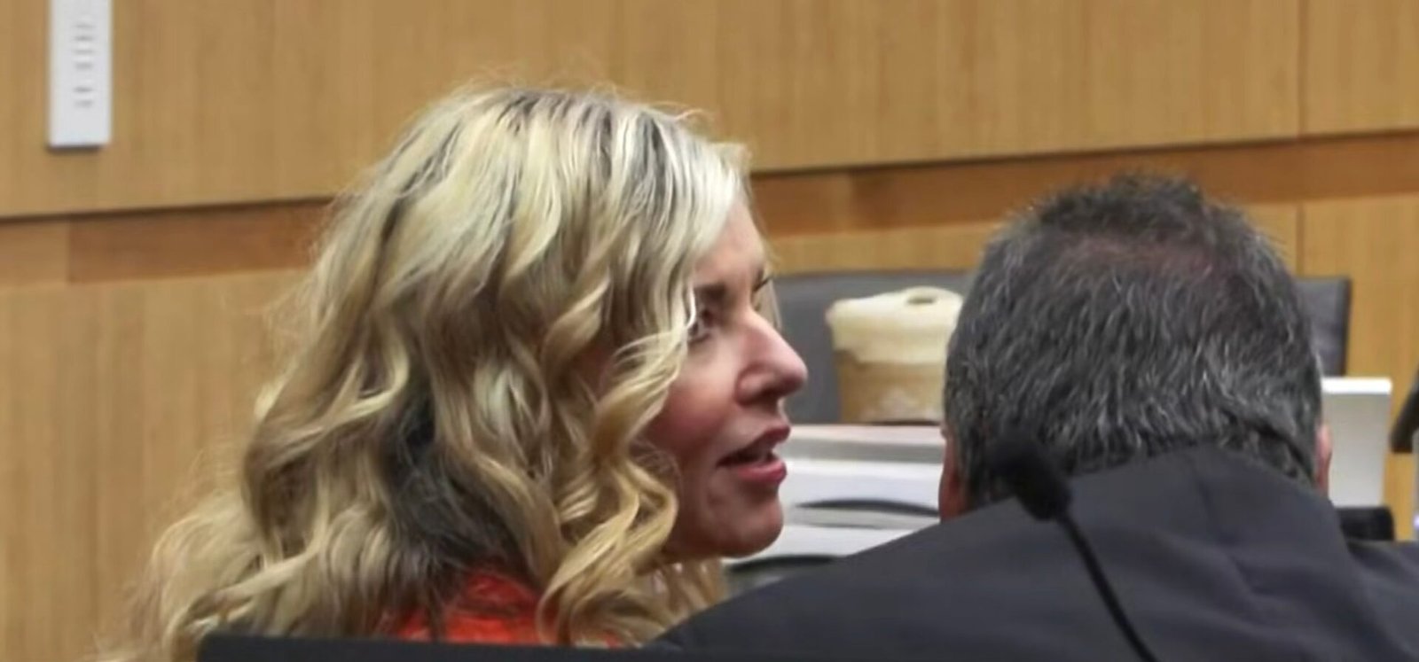 'Doomsday Mom' Lori Daybell gave him 2 perpetual chains in murder conspiracy trials

