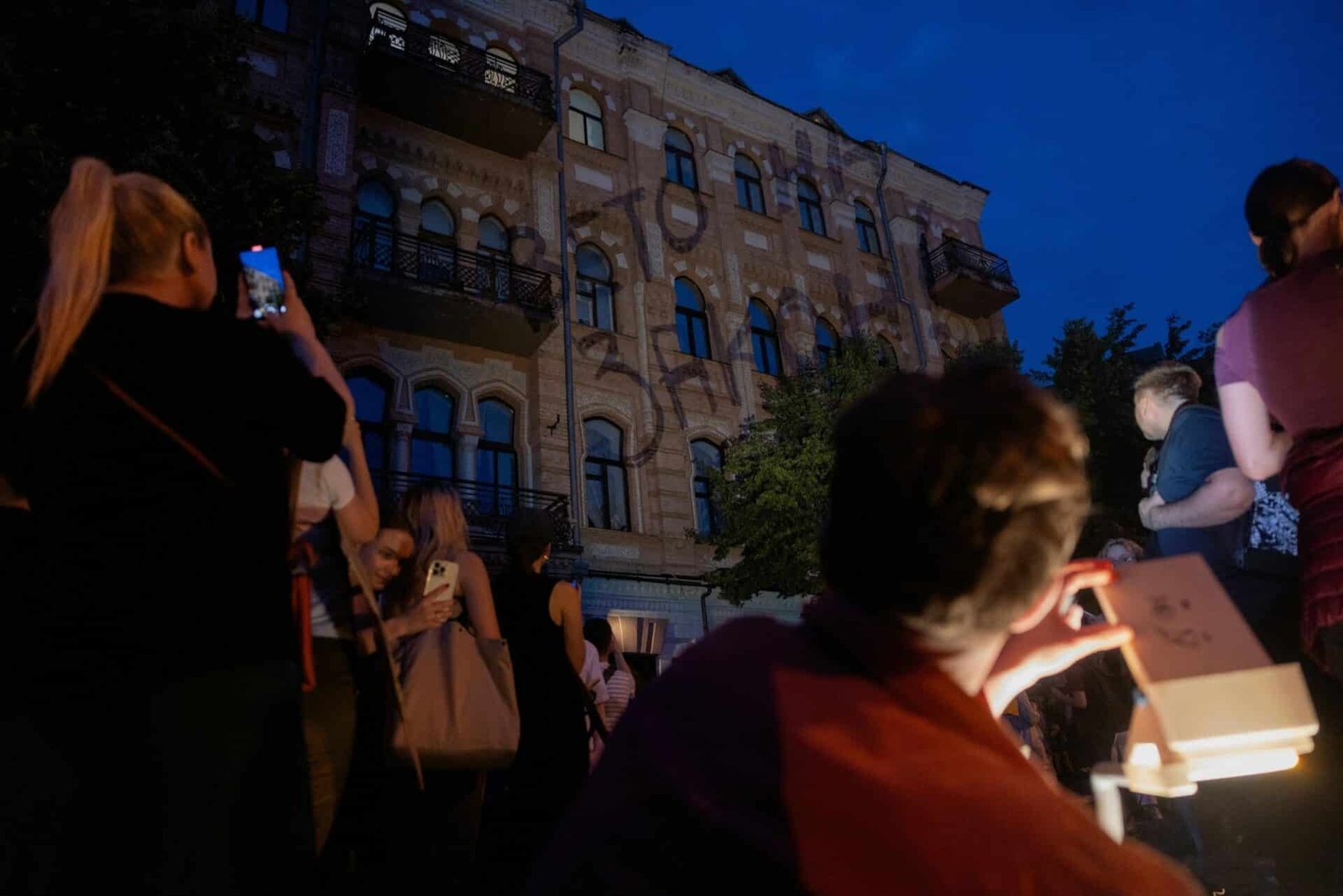 Zelenskyy faces important anti -corruption protests while Ukraine prepares for Russia's conversations

